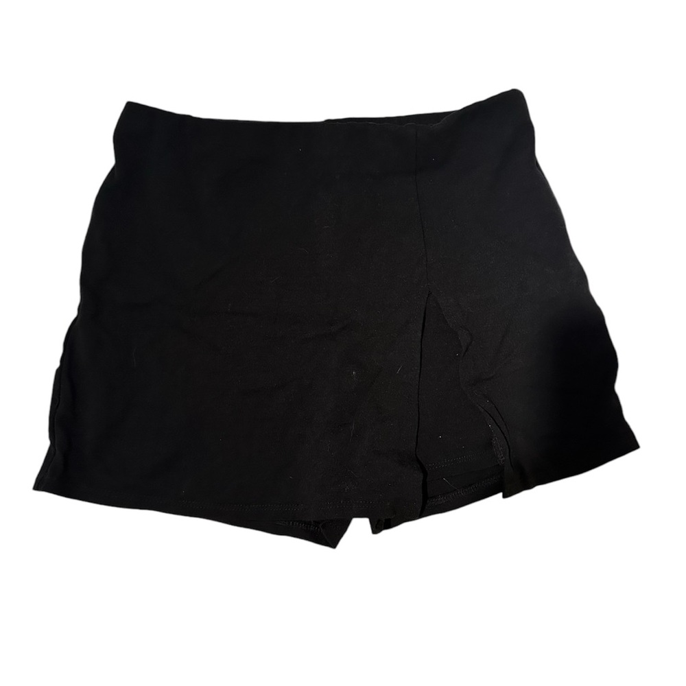 blue blush Pull-on Stretchy Black Skort Sz Large w/ Elastic Waistband